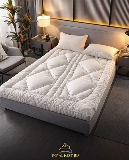 5/7 Feet Premium Quality Deluxe Mattress Topper white colour 4 inch